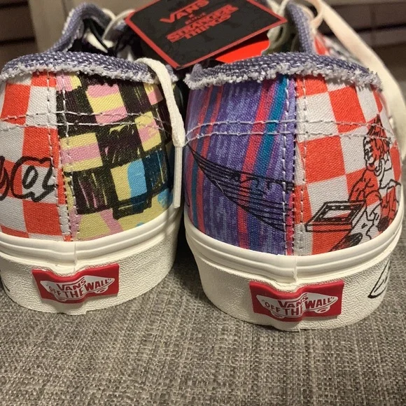 Stranger Things Vans - Surfer Boy Pizza Checkerboard Shoes - Picture 7 of 8